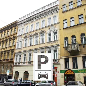 https://ea-hotel-tosca.praguehotelsweb.com